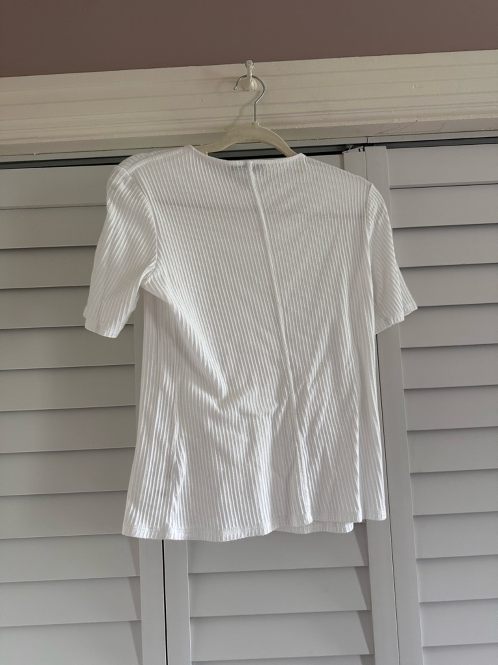 The Row White Ribbed Short-Sleeve Crew Top - Picture 4 of 4